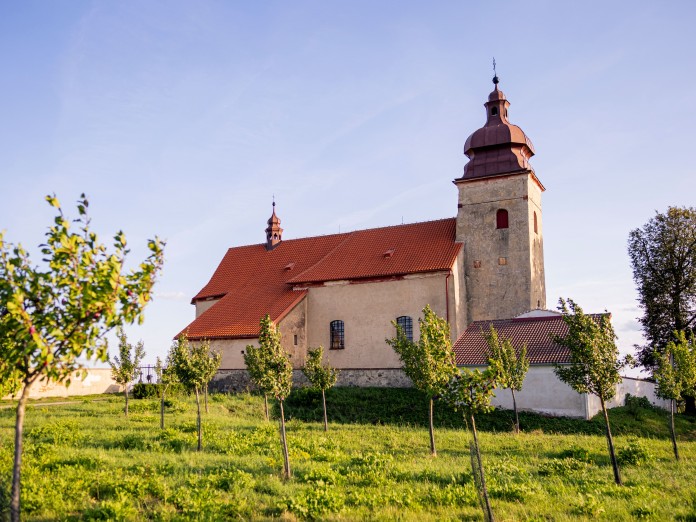 Kostel v Čáslavicích