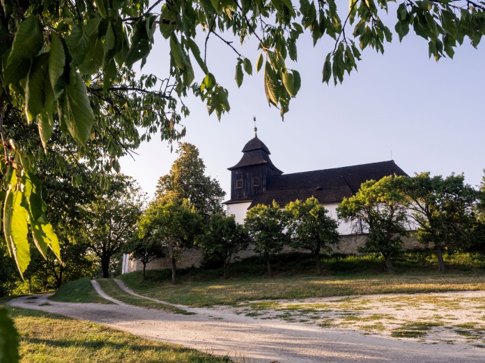 Kostel sv. Klimenta Jasenice