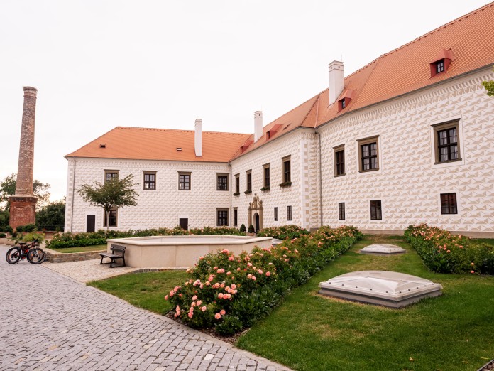 Hotel zámek Valeč