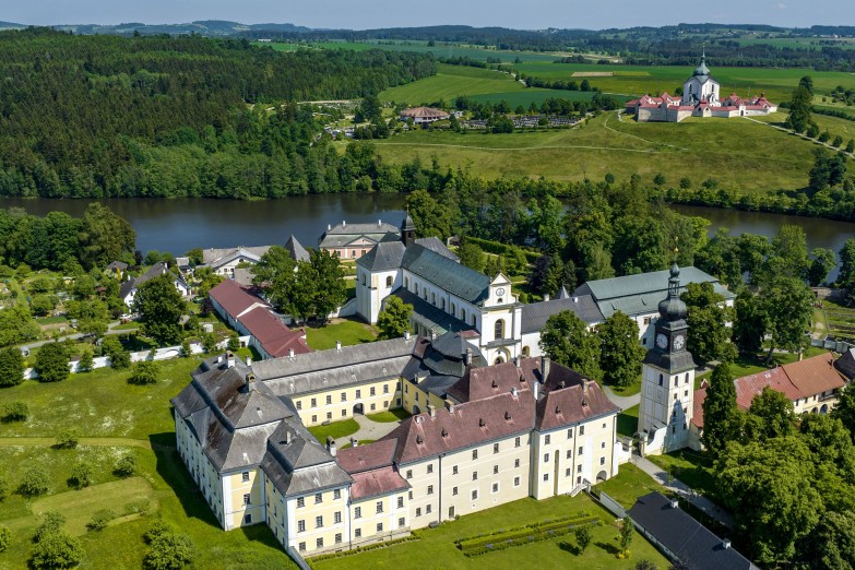 Bývalý cisterciácký klášter ve Žďáře nad Sázavou