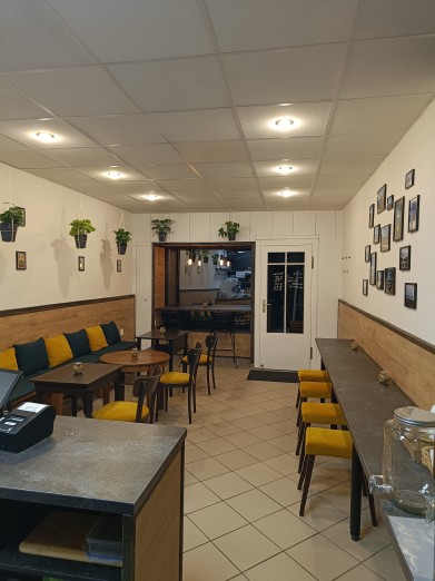 Kiwi café
