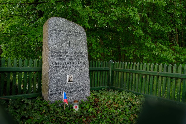 U hájenky na Ostrých byl zastřelený velitel paraskupiny Jan Kotásek.