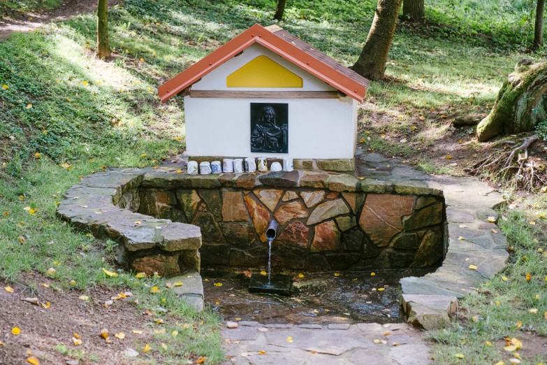 Ke studánce Verunka u Babic se vztahuje pověst o vojákovi. Foto Pavel Rybníček.