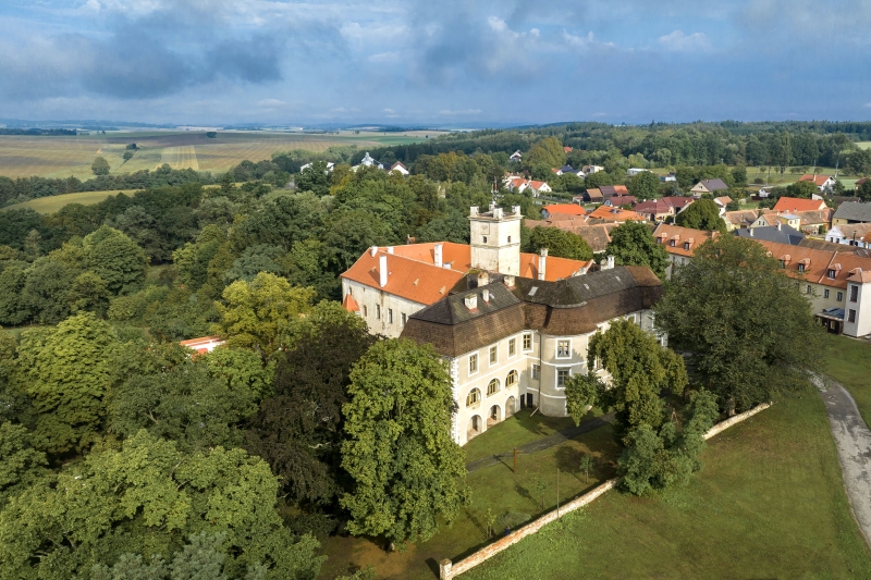 Zámek Police u Jemnice přivítá první návštěvníky