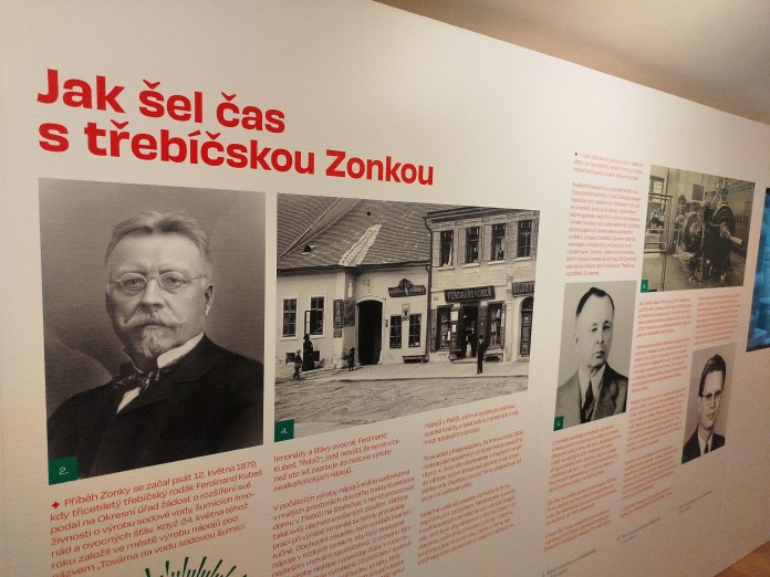 Návštěvnické centrum seznamuje s historií výroby i změnami technologie.