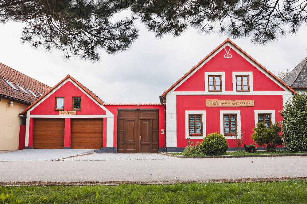 Na jihu Třebíčska je několik chalup s wellness, naplánujte si tady dovolenou s rodinou nebo s přáteli. 