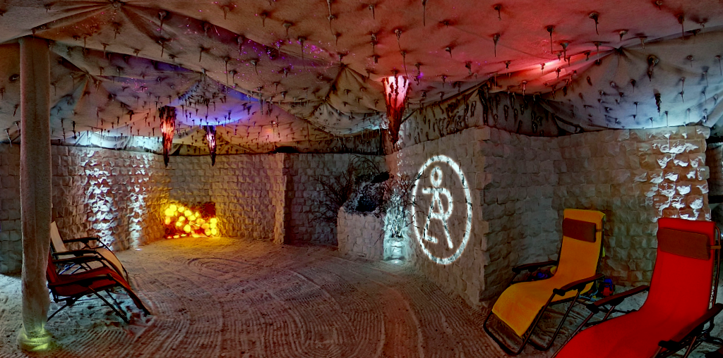 Kromě klasického wellness se můžete v Třebíči vydat do solné jeskyně. 