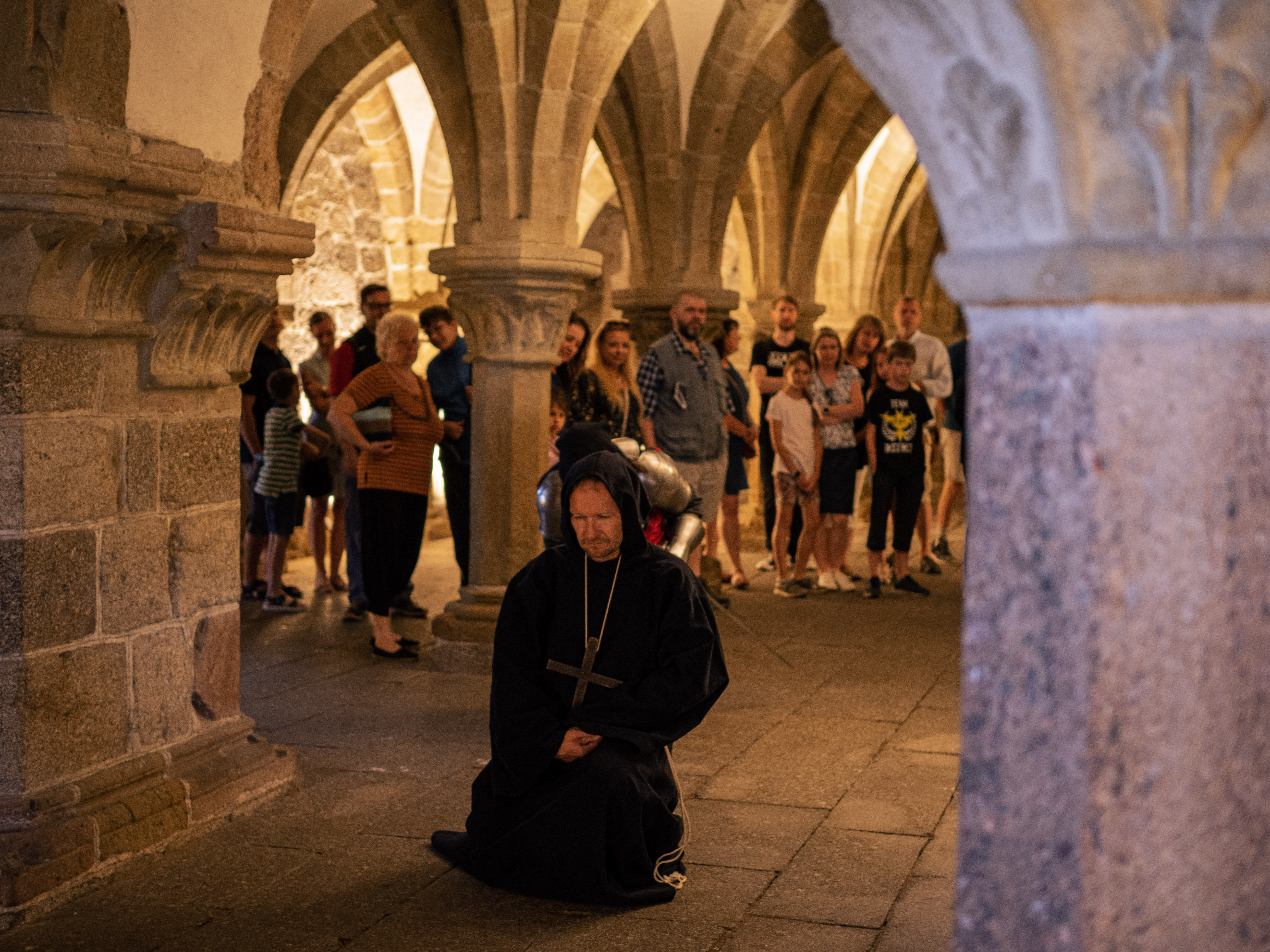 Ke Svatoprokopské pouti patří tradičně kostýmované prohlídky. Foto Bára Jahodová.
