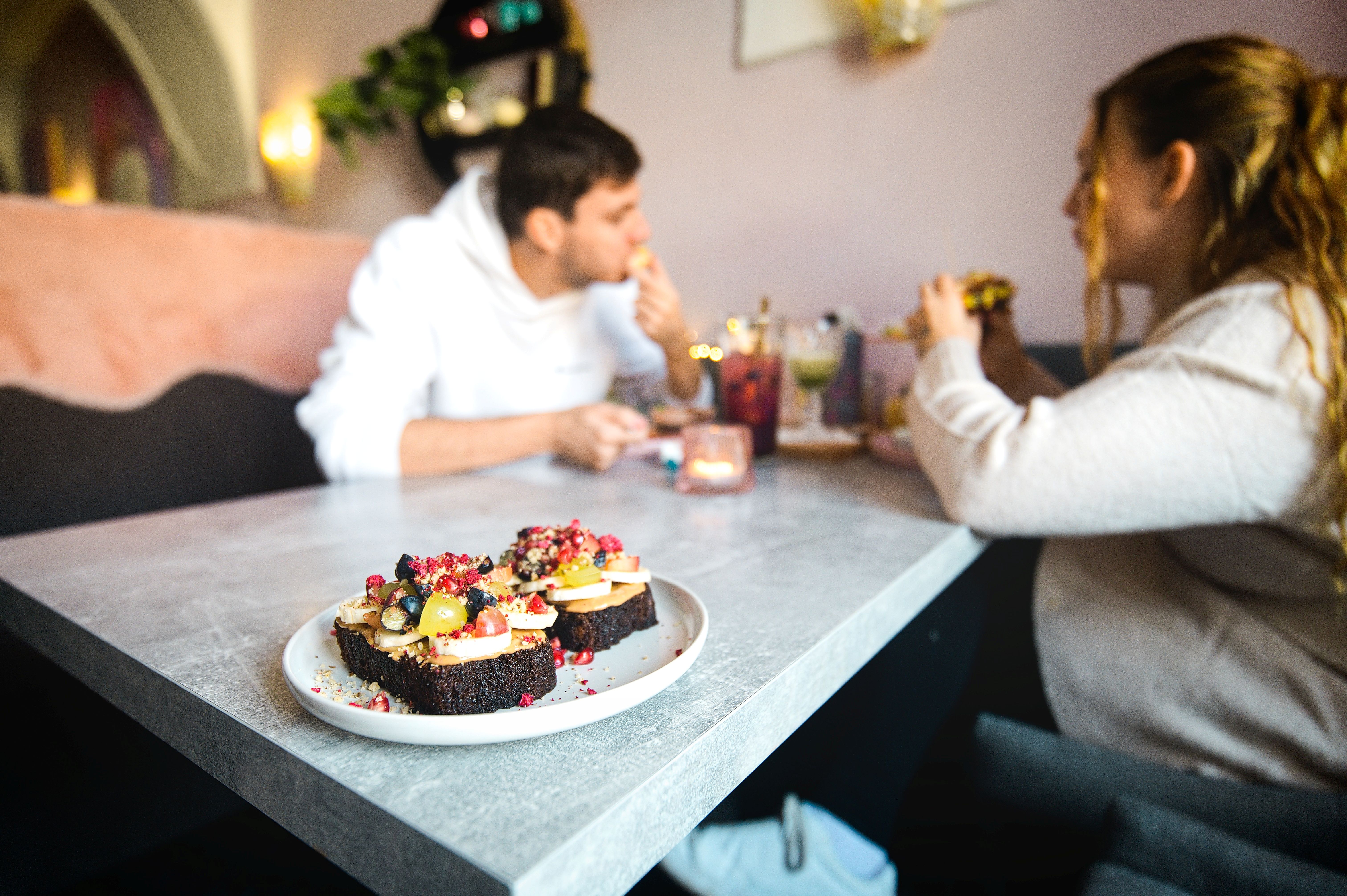 Bistro Obývák v Třebíči na Karlově náměstí je vyhlášené skvělou gastronomií. Foto Vít Bláha. 