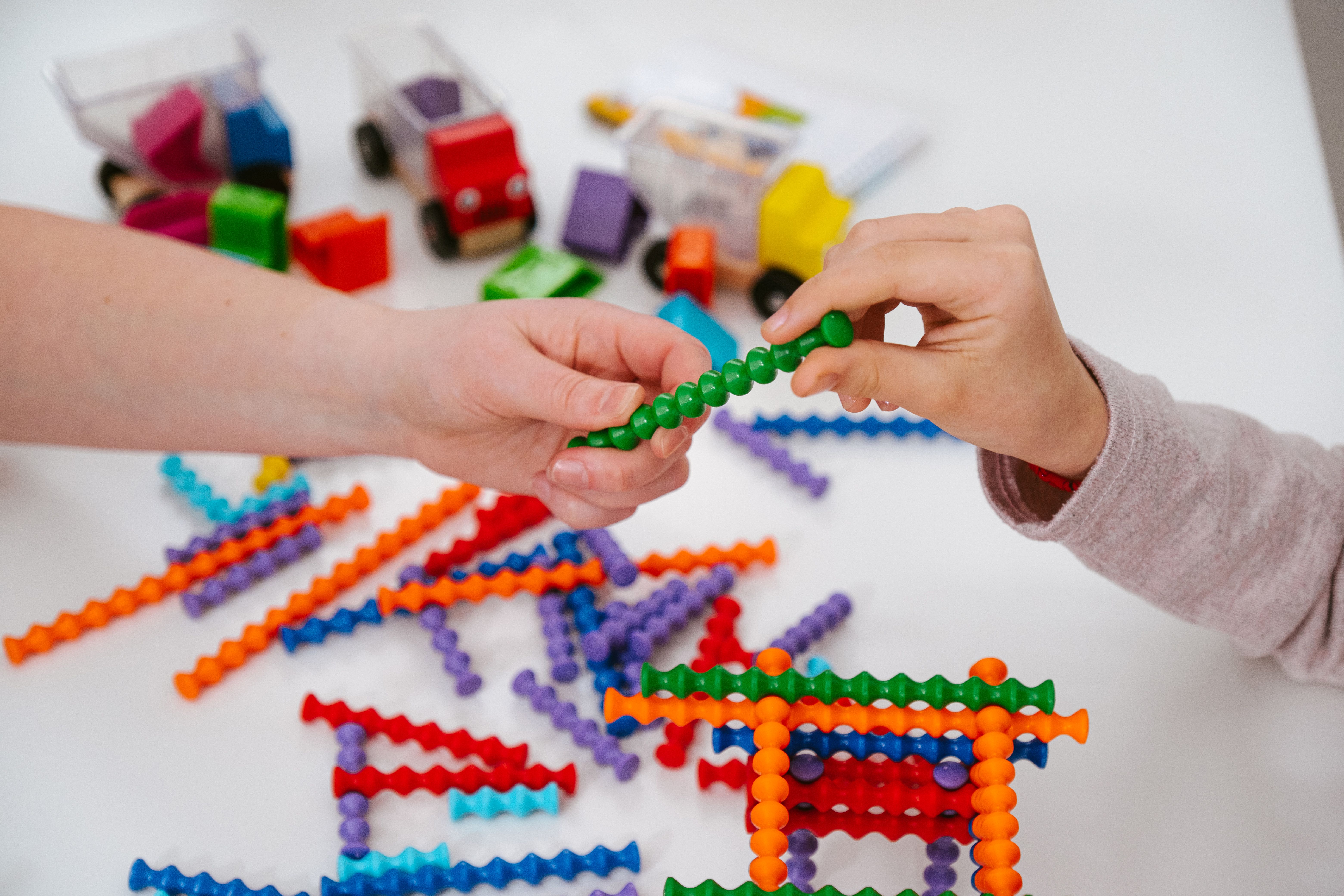 V Třebíči a Moravských Budějovicích si o víkendu užijete zábavu u deskových her a lega. 