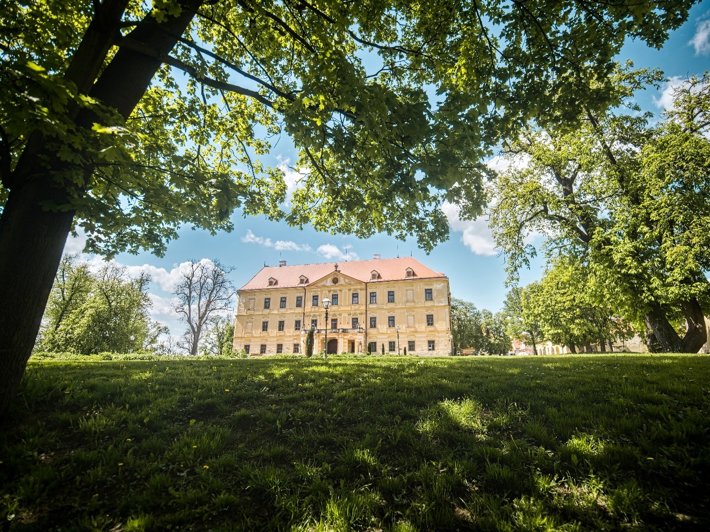 Poslední prázdninový víkend uzavírá své brány také zámek v Jemnici. Foto Vít Bláha. 